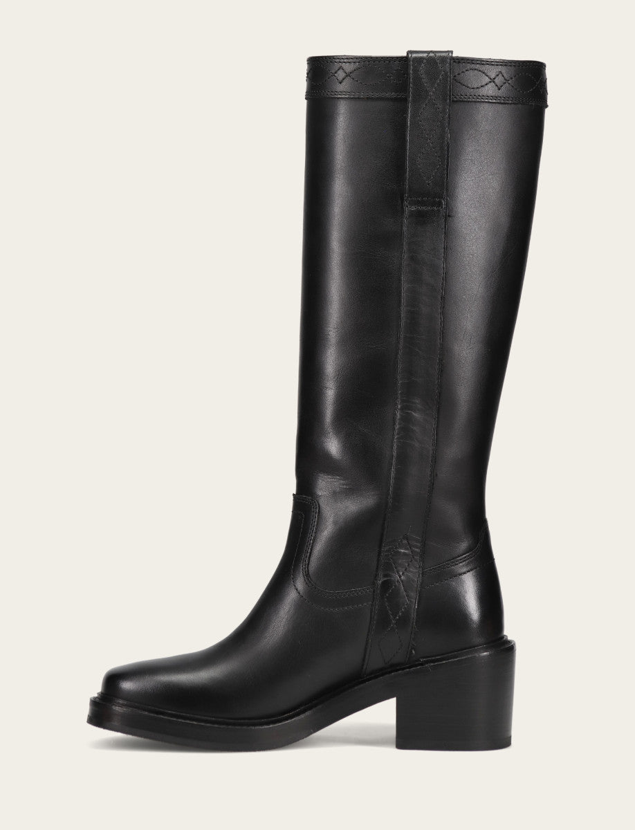 Women's Black Kate Pull On Boots