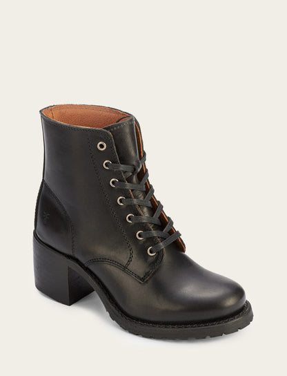 Women's Black Sabrina 6G Lace Up Boots