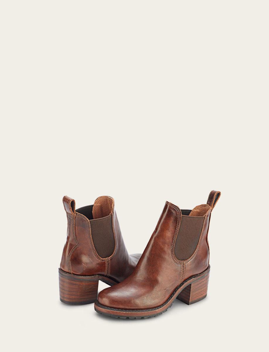 Women's Cognac Sabrina Chelsea Boots