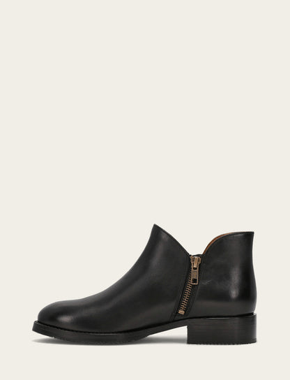 Women's Black Melissa Shootie 2 Boot