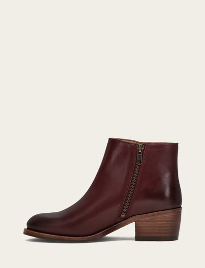 Women's Merlot Carson 2 Piping Booties