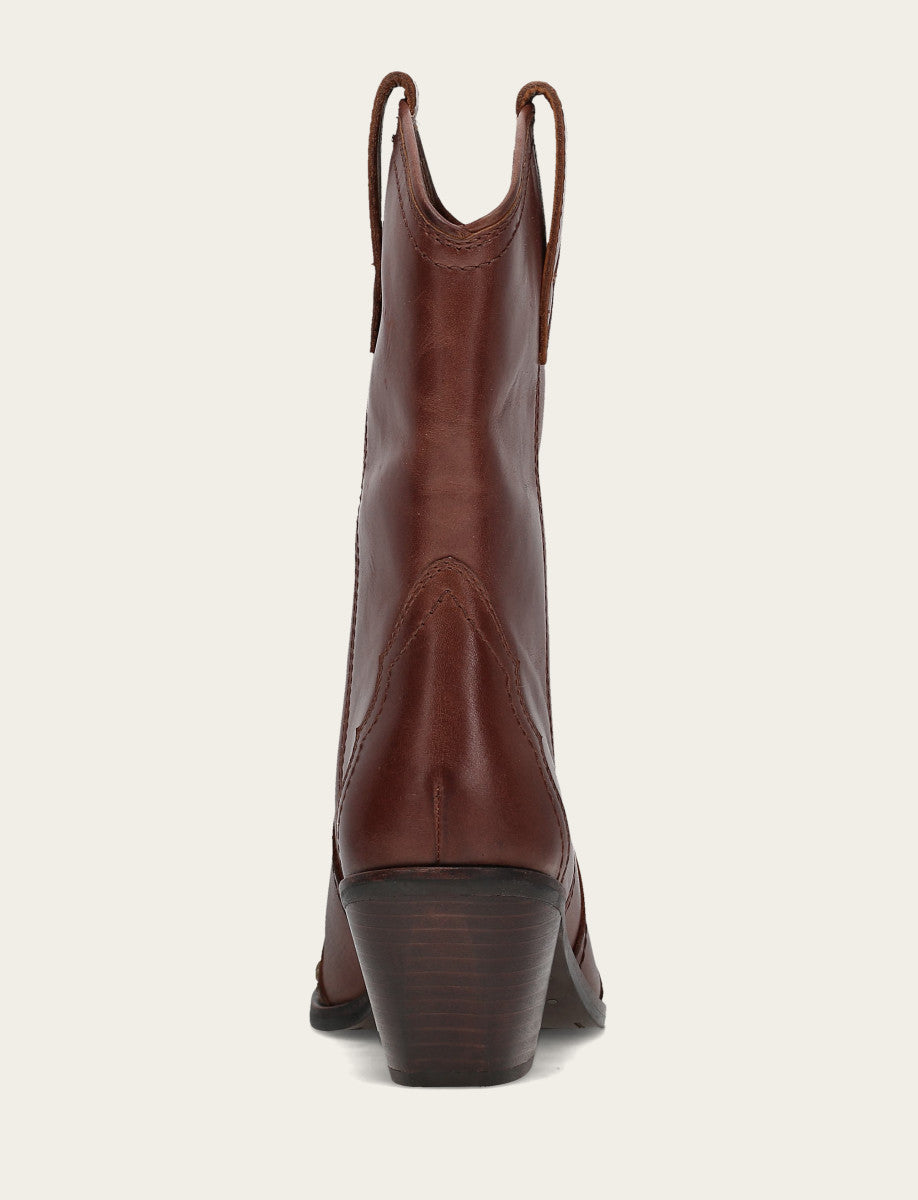 Women's Saddle Sara Wingtip Stud Western Boots