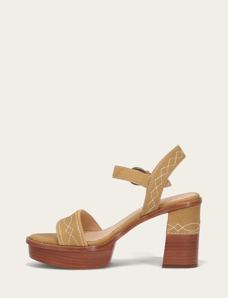 Women’s Banana Pipa Woodstock Sandals