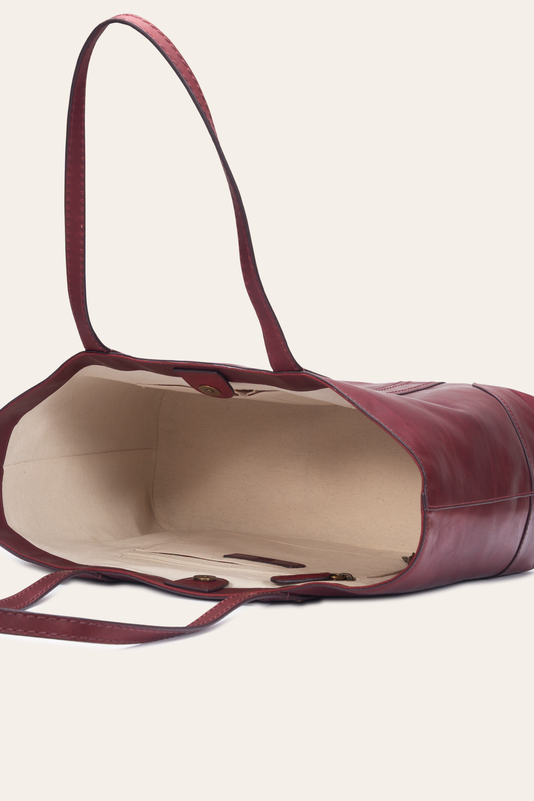Berry Lacquer Melissa Shopper