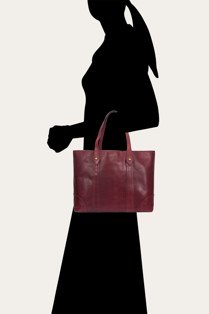 Berry Lacquer Melissa Shopper