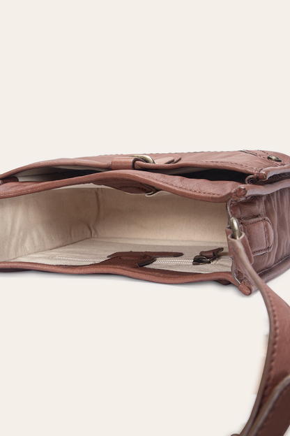 Campus Cognac Crossbody