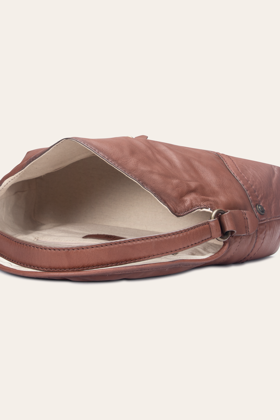 Campus Cognac Shoulder
