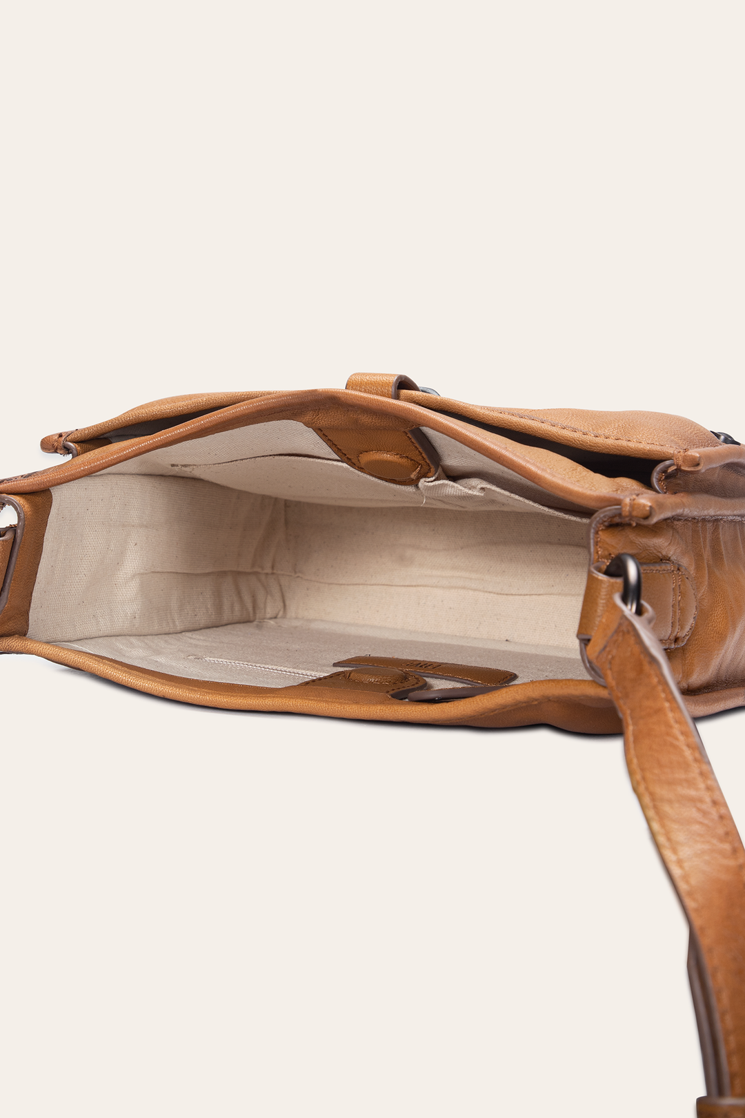 Campus Canyon Crossbody